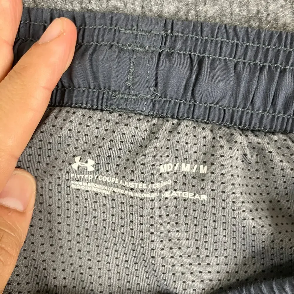 Under Armour Shorts Mens Size M Gray HeatGear Athletic‎ Drawstring Lightweight